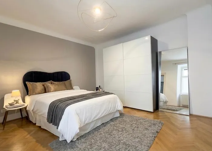 Apartament An Exclusive Sanctuary By Am Hof